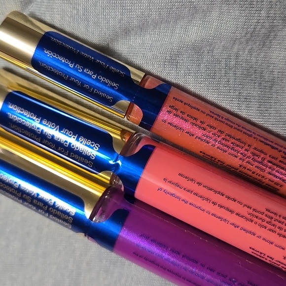 LipSense Lip Gloss - Set Of 3 - NEW/UNOPENED - Picture 3 of 5